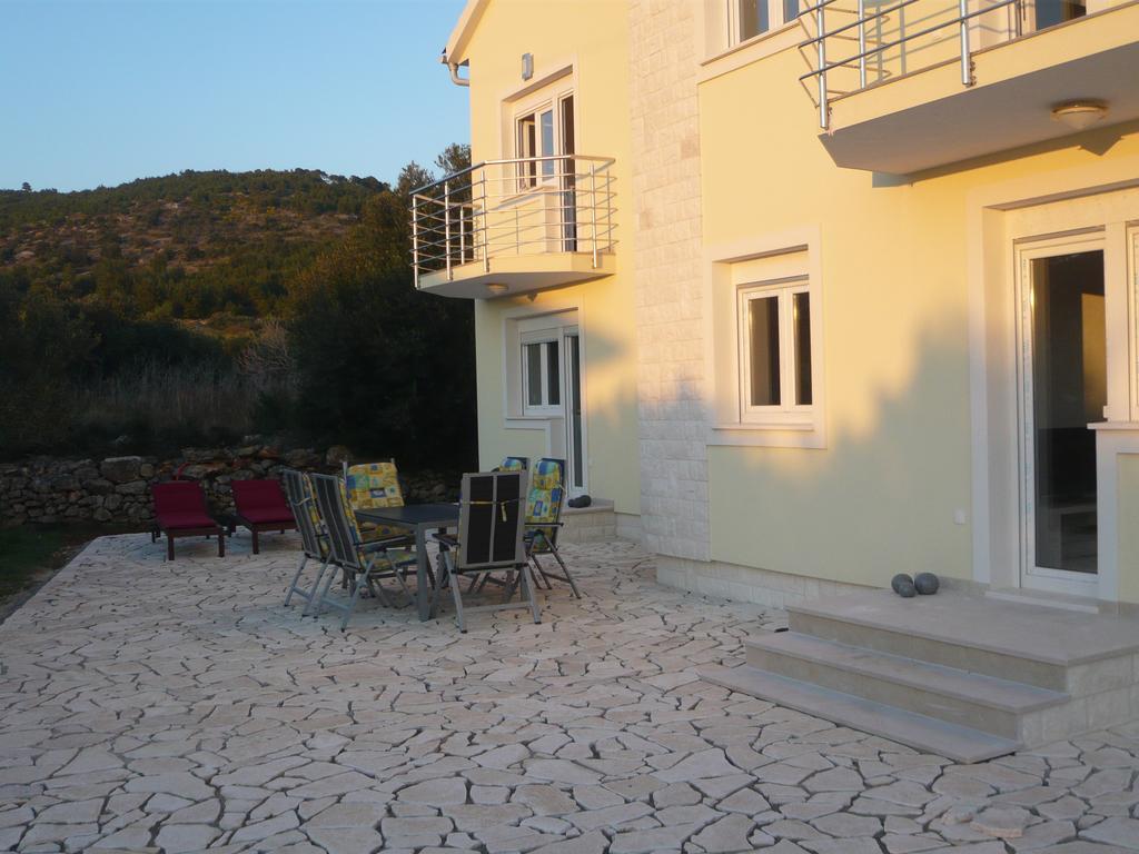 Gornje Starine Apartment *