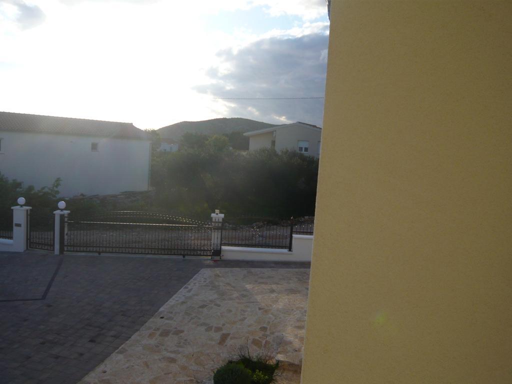 Apartment Gornje Starine *