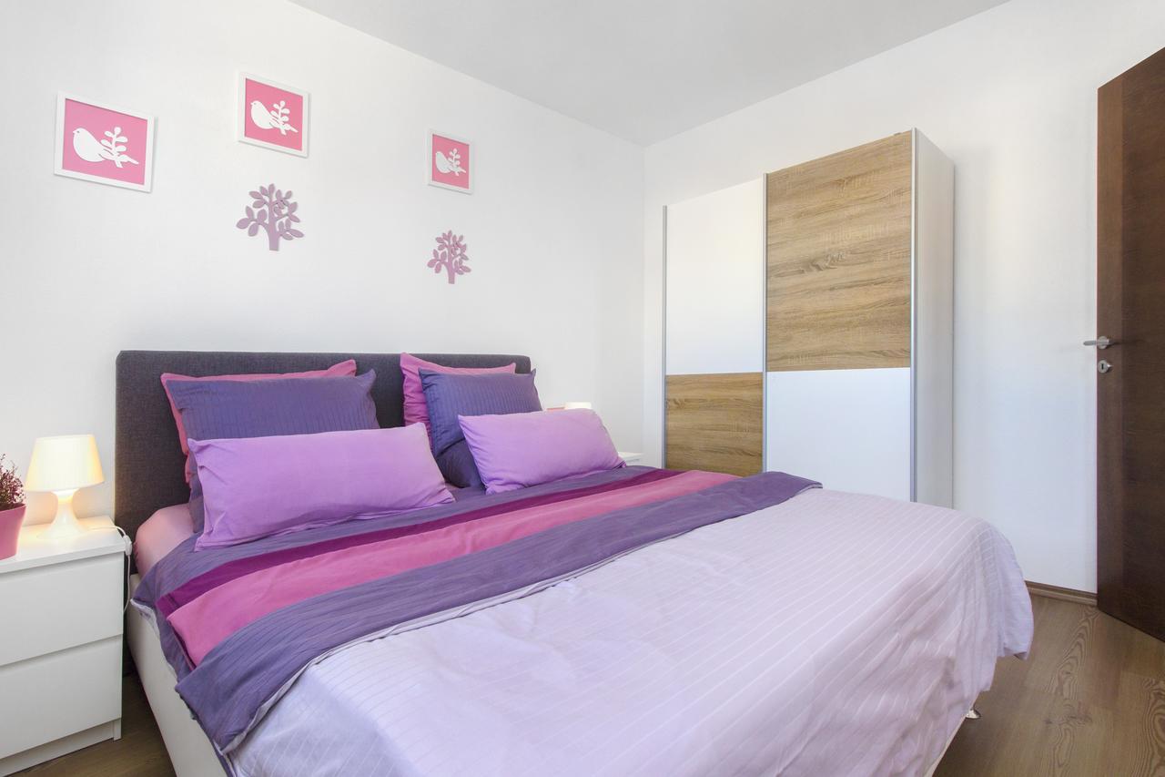 Gornje Starine Apartment *